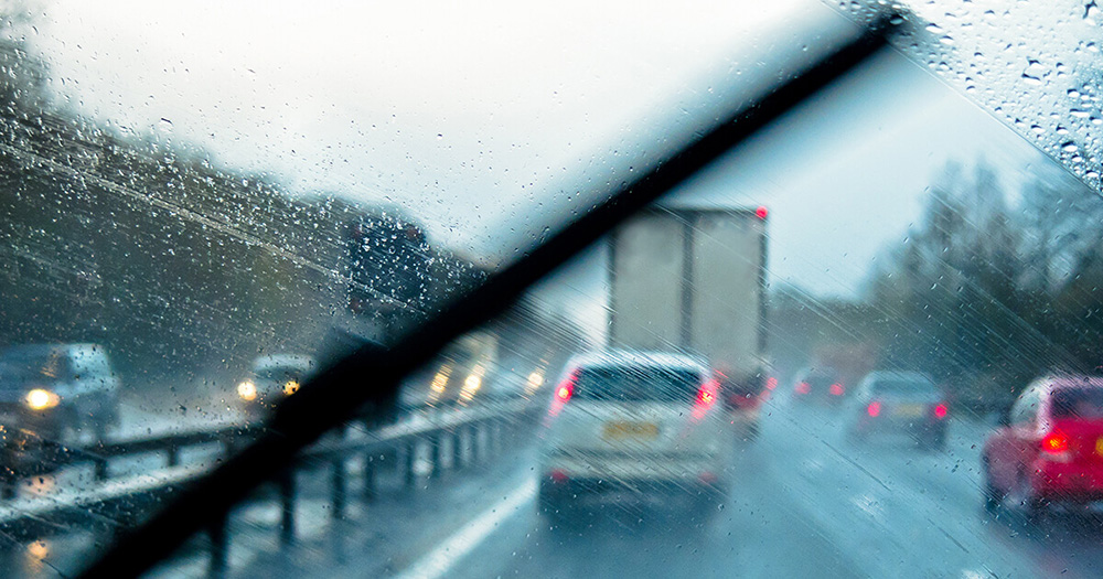 How to Drive Safely in Heavy Rain article header